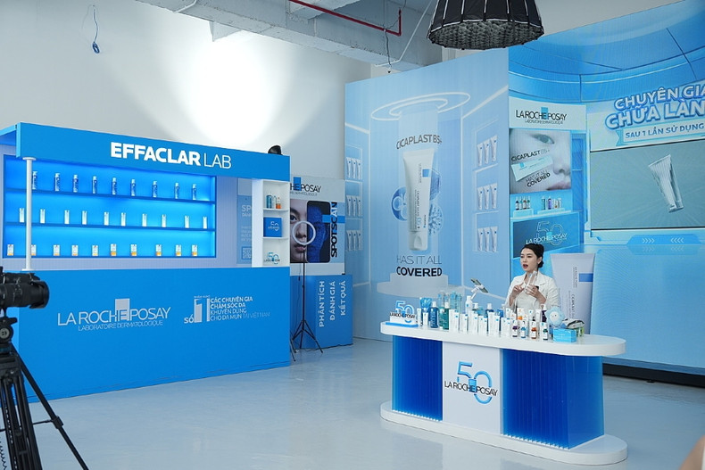 «Usine de Livestream» au Vietnam, un site ultramoderne doté de 22 studios fonctionnant 24 heures sur 24 et 7 jours sur 7. Photo : vnbusiness. «Usine de Livestream» au Vietnam, un site ultramoderne doté de 22 studios fonctionnant 24 heures sur 24 et 7 jours sur 7. Photo : vnbusiness.