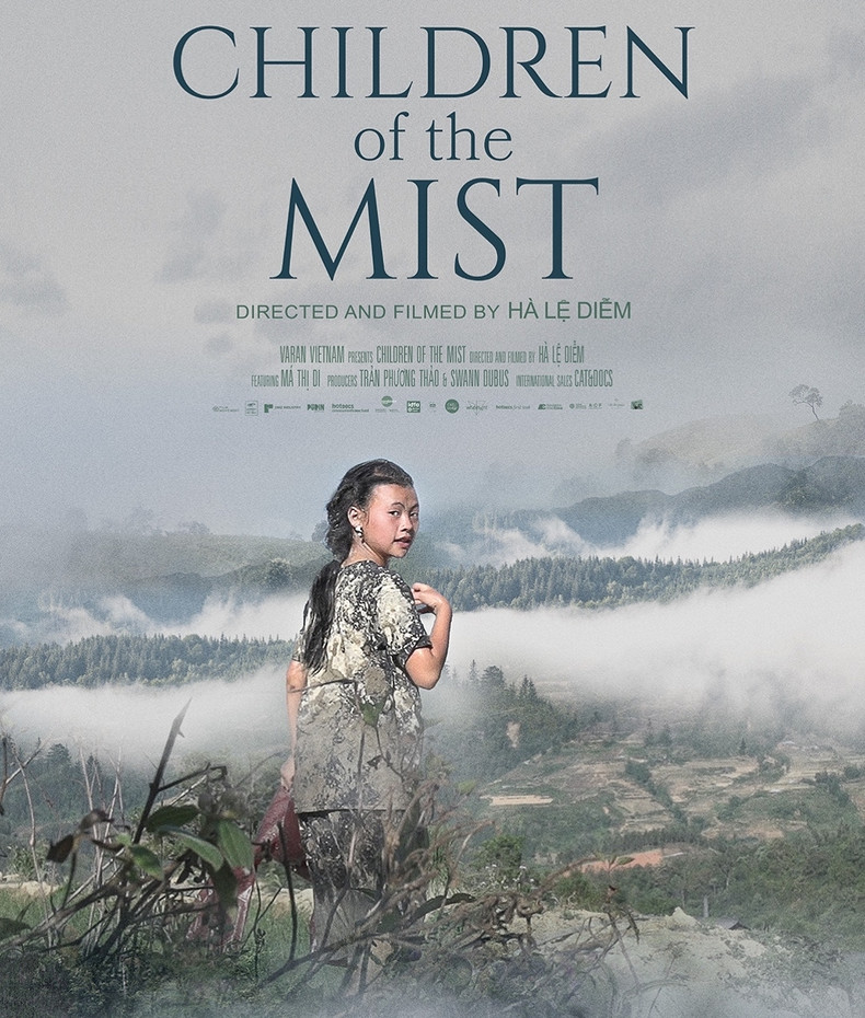 « Những đứa trẻ trong sương » (Children of the Mist) est le 1er film documentaire vietnamien entré dans la liste restreinte de l’Oscar en 2023. « Những đứa trẻ trong sương » (Children of the Mist) est le 1er film documentaire vietnamien entré dans la liste restreinte de l’Oscar en 2023.