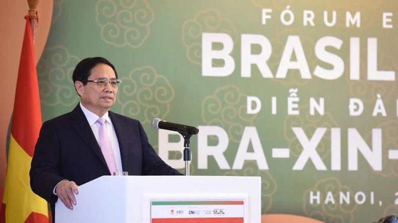 Le Premier ministre Pham Minh Chinh a affirmé la position constante du Vietnam de soutenir un Brésil indépendant, fort et puissant, ayant un rôle de plus en plus important dans la région et dans le monde. Photo : NDEL.