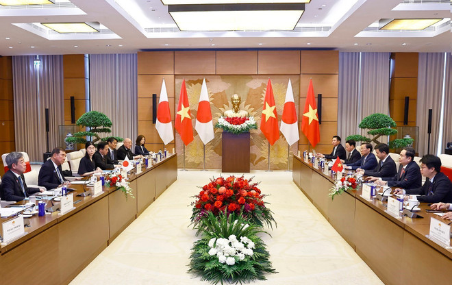 Entrevue entre Trân Thanh Mân et Ishiba Shigeru. Photo : VNA. Entrevue entre Trân Thanh Mân et Ishiba Shigeru. Photo : VNA.