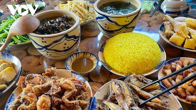 Ils auront la chance de déguster de délicieuses spécialités traditionnelles cuisinées par la population locale Ils auront la chance de déguster de délicieuses spécialités traditionnelles cuisinées par la population locale