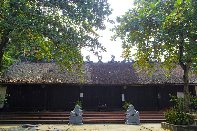 Village de Du Du: Quintessence de la sculpture de bois ảnh 1