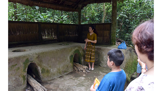 Visite du poste de commandement de la campagne de Diên Biên Phu à Muong Phang ảnh 9