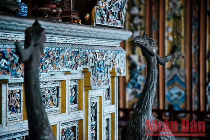 Tombeau de Khai Dinh : une architecture typique de la dynastie des Nguyen ảnh 5