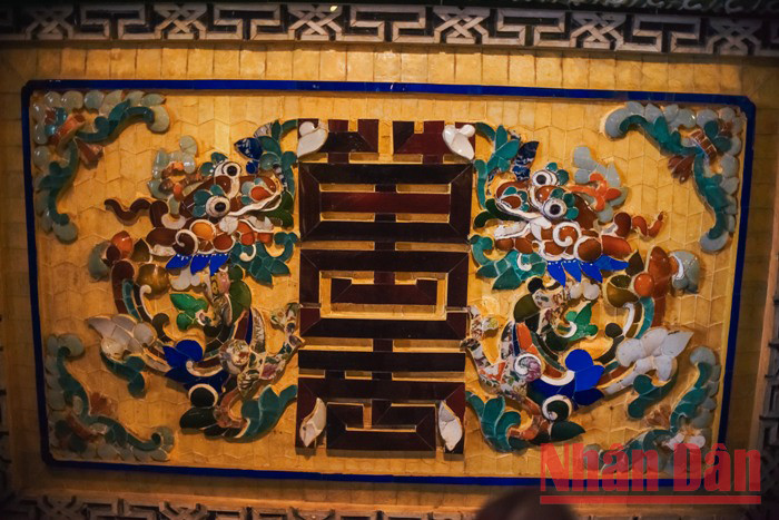 Tombeau de Khai Dinh : une architecture typique de la dynastie des Nguyen ảnh 7