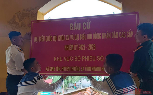 Organiser les élections anticipées dans les îles de la Mer Orientale ảnh 5 Organiser les élections anticipées dans les îles de la Mer Orientale ảnh 5