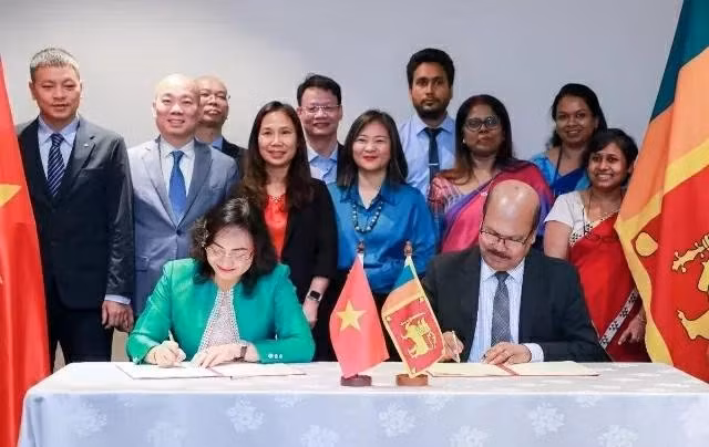 Lors de la troisième session du sous-comité mixte du commerce Vietnam–Sri Lanka, tenue en septembre 2025 à Colombo. Photo : Ambassade du Vietnam au Sri Lanka.