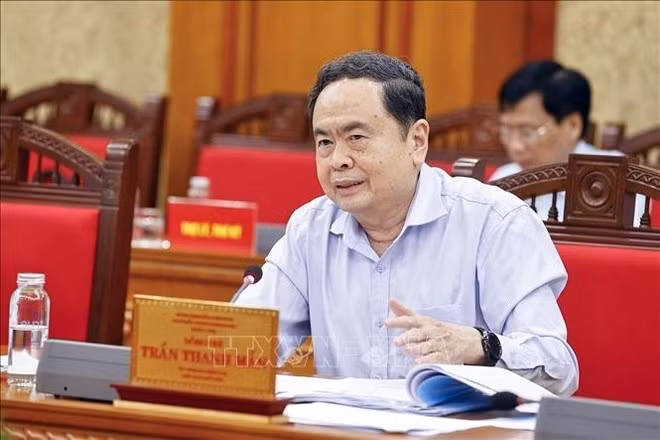 Le président de l’Assemblée nationale Tran Tranh Man s'exprime lors de la séance de travail, à Hanoi, le 20 août. Photo : VNA.