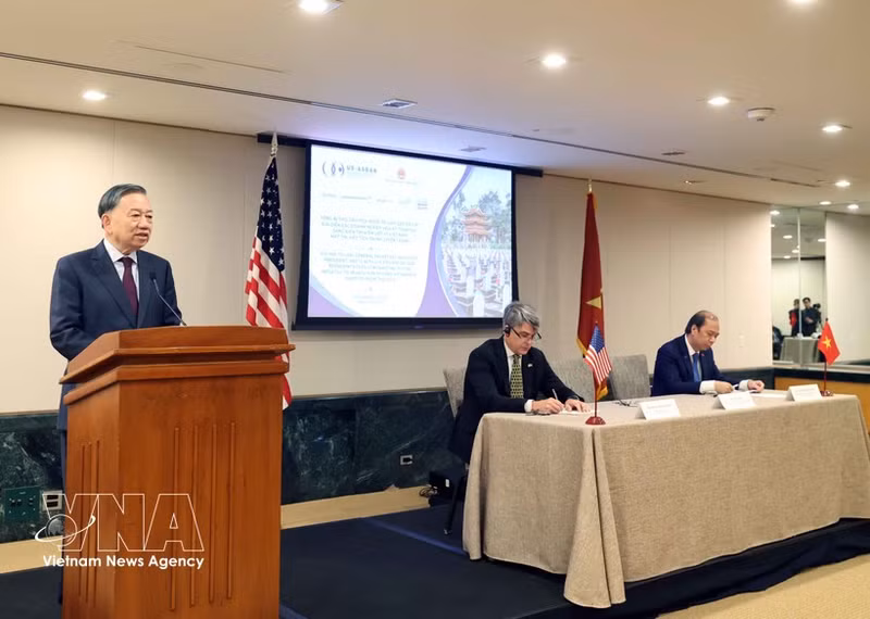 Le secrétaire général du PCV et président To Lam rencontre le Conseil des affaires États-Unis–ASEAN et des entreprises américaines. Photo : VNA.