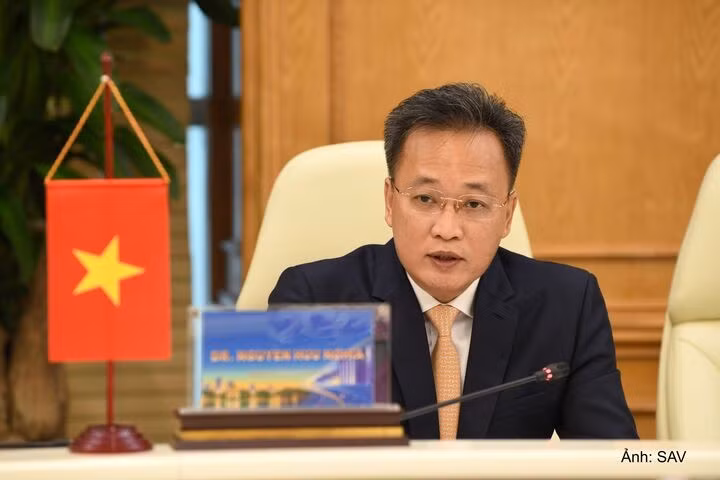 L’auditeur général de l’État du Vietnam, Nguyen Huu Nghia, s'exprime lors du colloque. Photo : congthuong.vn.