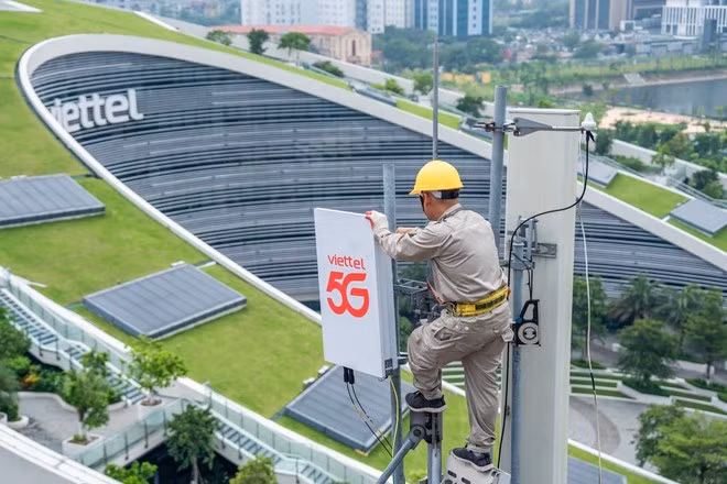 Déploiement à grande échelle du réseau 5G, une plateforme technologique au service des gouvernements, des entreprises et des citoyens pour une transformation numérique réussie. Photo : Viettel.