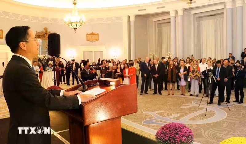 L’ambassadeur du Vietnam au Canada, Pham Vinh Quang. Photo : VNA.
