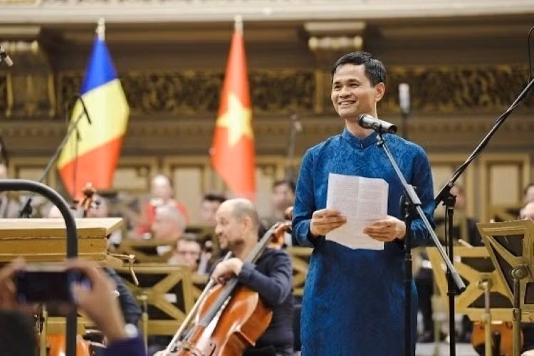 ambassadeur-le-vinh-thang.jpg