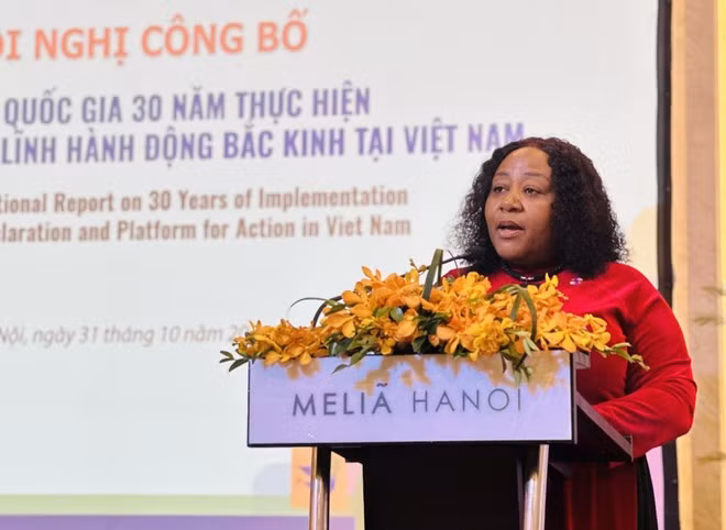 Caroline Nyamayemombe, représentante en chef d’ONU Femmes au Vietnam. Photo : VNA.