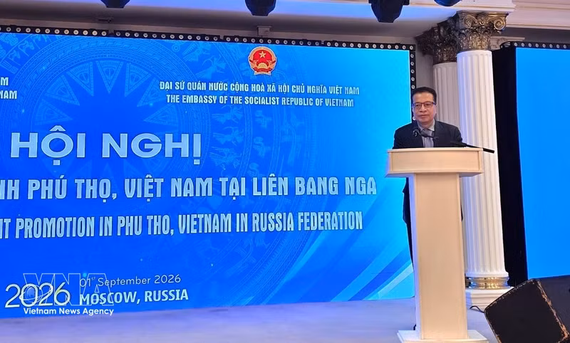 L’ambassadeur du Vietnam en Russie, Dang Minh Khoi, prend la parole lors de la conférence de promotion des investissements de Phu Tho. Photo : VNA.