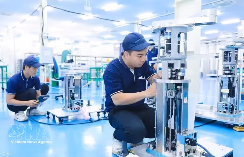 Le Vietnam publie sa liste des technologies stratégiques prioritaires. Photo : VNA.