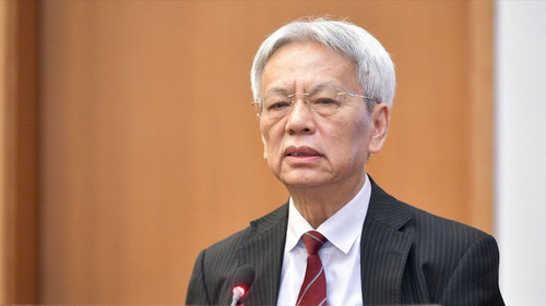 Le docteur Nguyên Si Dung. Le docteur Nguyên Si Dung.