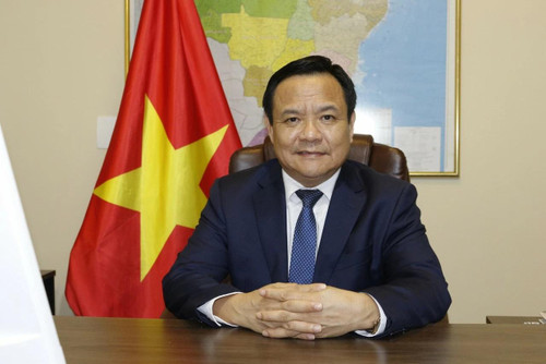 L'ambassadeur vietnamien au Brésil et au Pérou, Bui Van Nghi. Photo : Ambassade du Vietnam au Brésil. L'ambassadeur vietnamien au Brésil et au Pérou, Bui Van Nghi. Photo : Ambassade du Vietnam au Brésil.