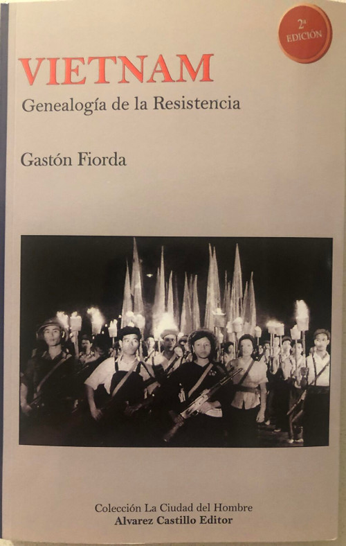 Un livre sur le Vietnam par l'auteur Gaston Fiorda. Photo : VNA. Un livre sur le Vietnam par l'auteur Gaston Fiorda. Photo : VNA.