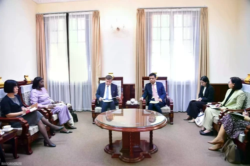 Lors de la réception. Photo : baoquocte.vn