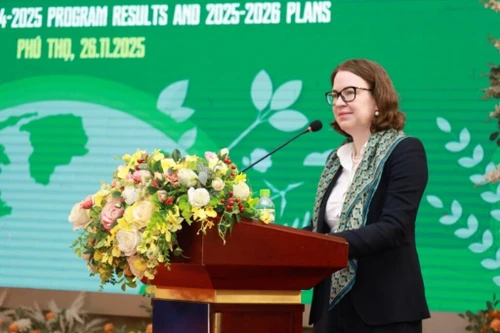 Deirdre Ní Fhallúin, ambassadrice d'Irlande au Vietnam, a déclaré que l'Irlande était fière de continuer à soutenir le programme Resilience First au Vietnam. Photo : CVN.