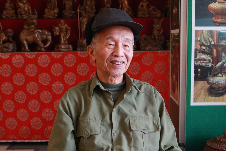 Artisan Nguyên Van Ung. Photo : thoidai.