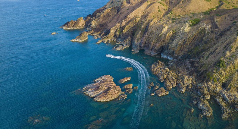 Des paysages magnifiques d'Eo Gio dans la commune insulaire de Nhon Ly, ville de Quy Nhon, province de Binh Dinh. Photo: VNA