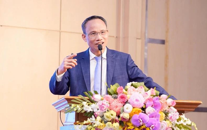 L’économiste Cân Van Luc. L’économiste Cân Van Luc.