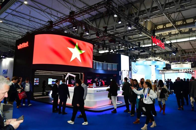 Viettel présente ses innovations technologiques au Mobile World Congress 2025.