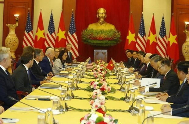 Le Secrétaire général du Parti communiste du Vietnam, Nguyên Phu Trong, s'entretient avec le Président américain, Joe Biden. Photo : VNA. Le Secrétaire général du Parti communiste du Vietnam, Nguyên Phu Trong, s'entretient avec le Président américain, Joe Biden. Photo : VNA.