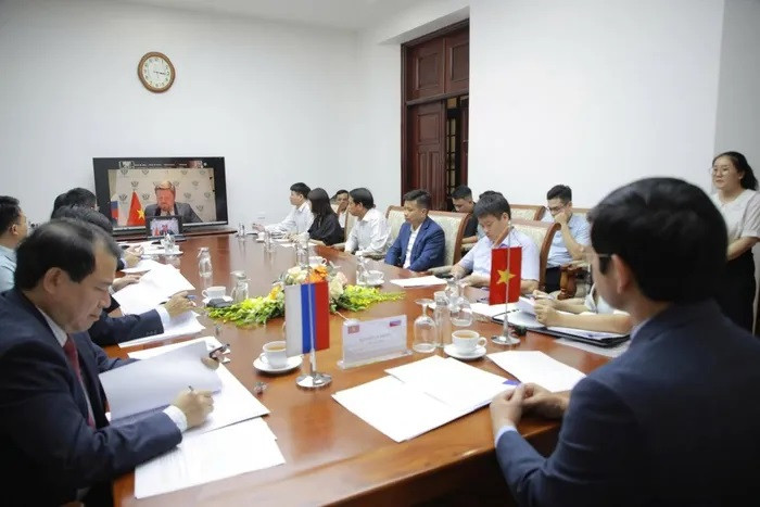 Première réunion du groupe de travail sur le tourisme Vietnam-Russie. Photo : Direction de la coopération internationale, ministère vietnamien de la Culture, des Sports et du Tourisme. Première réunion du groupe de travail sur le tourisme Vietnam-Russie. Photo : Direction de la coopération internationale, ministère vietnamien de la Culture, des Sports et du Tourisme.