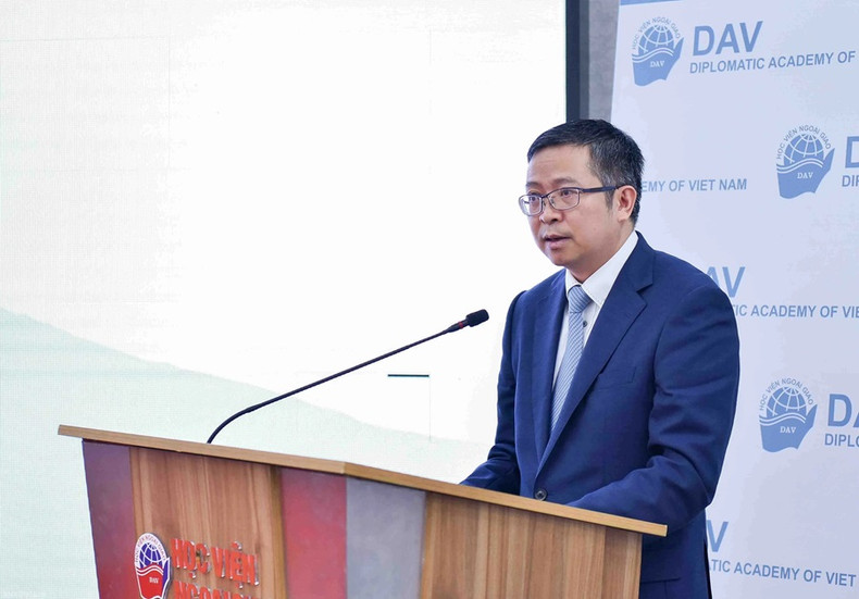 Le vice-ministre des Affaires étrangères Pham Thanh Binh prend la parole lors de la cérémonie d'inauguration. Photo : baoquocte.vn