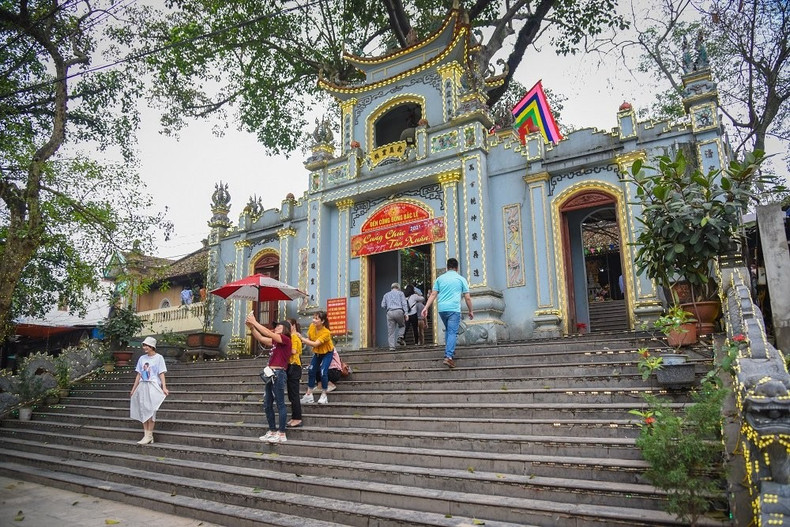 Le Temple de Bac Le, un centre célèbre de pratique du culte des Déesses Mères. Photo : baoquocte.