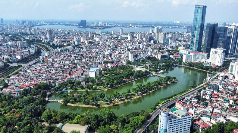 Le parc Thu Le, dans le quartier de Ngoc Khanh, arrondissement de Ba Dinh. Le parc Thu Le, dans le quartier de Ngoc Khanh, arrondissement de Ba Dinh.