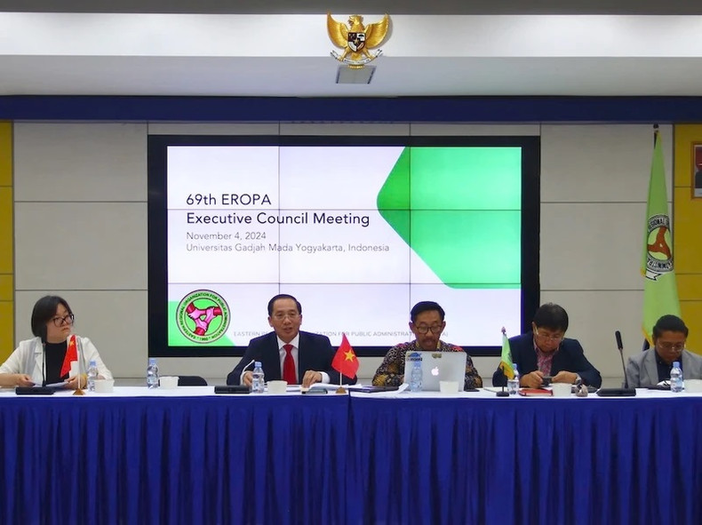 Le docteur Nguyen Ba Chien, Président du Conseil d’administration de l’EROPA, a prononcé le discours d’ouverture.