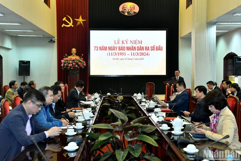 Céresmonie pour célébrer le 73e anniversaire de la première publication du Journal Nhân Dân.