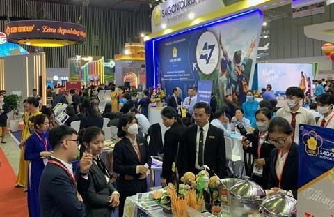 Des participants au forum sur le tourisme international à Hô Chi Minh-Ville, le 8 septembre. Photo : CVN. Des participants au forum sur le tourisme international à Hô Chi Minh-Ville, le 8 septembre. Photo : CVN.