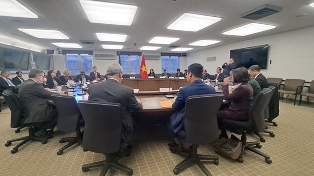 Le 12e Dialogue sur la politique, la sécurité et la défense entre le Vietnam et les États-Unis. Photo : VNA. Le 12e Dialogue sur la politique, la sécurité et la défense entre le Vietnam et les États-Unis. Photo : VNA.