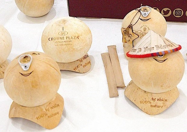 Noix de coco pelées. Photo : nongghiep.vn