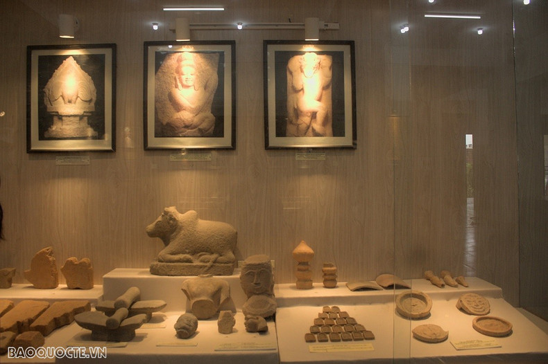 Des centaines d’objets et de documents sont exposés au musée provincial de Quang Ngai, aidant les visiteurs à avoir un aperçu de la culture de Sa Huynh. Photo : baoquocte.vn