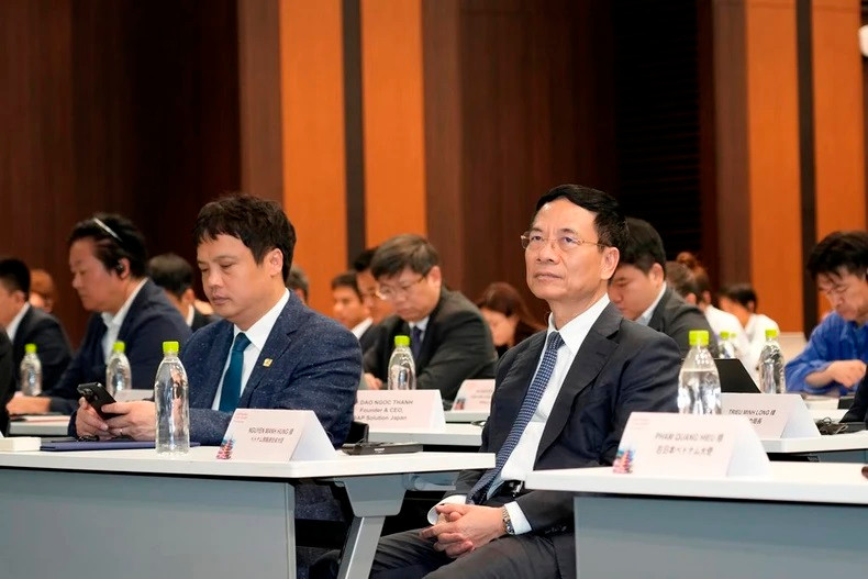 Le ministre de l’Information et de la Communication du Vietnam, Nguyen Manh Hung.