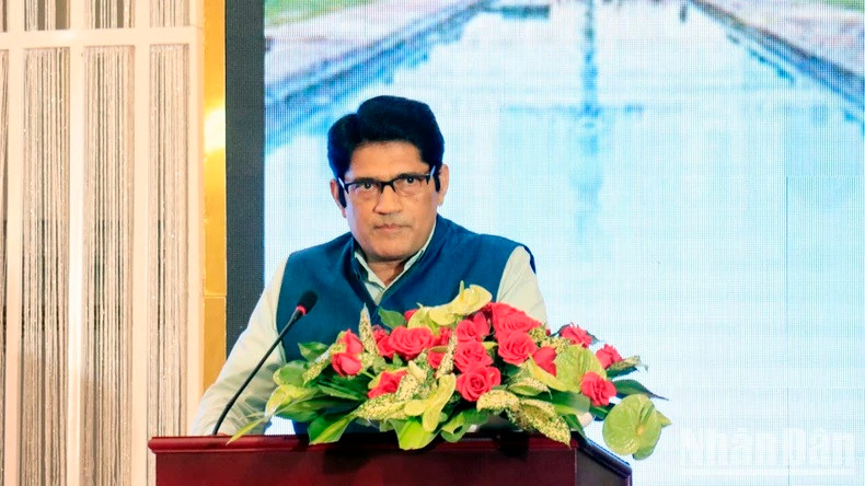 Le Consul général de l’Inde à Hô Chi Minh-Ville, Mahesh Chand Giri. Le Consul général de l’Inde à Hô Chi Minh-Ville, Mahesh Chand Giri.