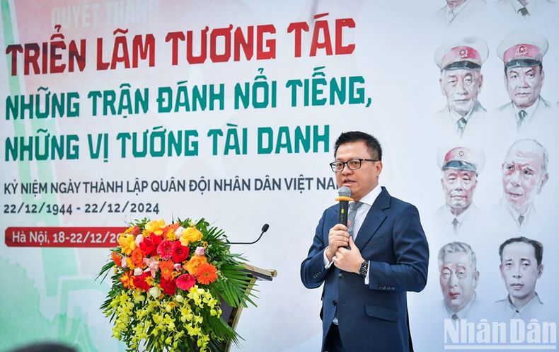 Le Quoc Minh, rédacteur en chef de Nhan Dan, présente la campagne de communication spéciale à l’occasion du 80e anniversaire de la fondation de l’Armée populaire vietnamienne et du 35e anniversaire de la Journée de la Défense nationale. Le Quoc Minh, rédacteur en chef de Nhan Dan, présente la campagne de communication spéciale à l’occasion du 80e anniversaire de la fondation de l’Armée populaire vietnamienne et du 35e anniversaire de la Journée de la Défense nationale.