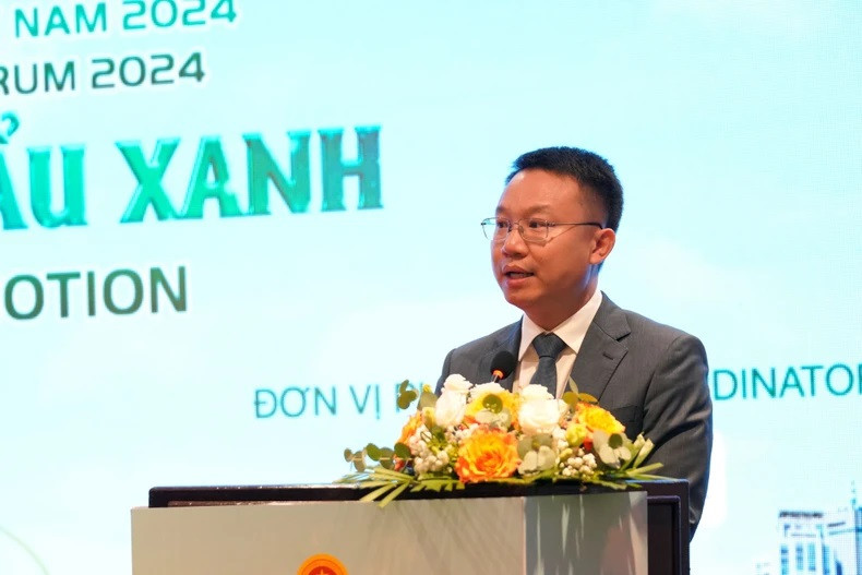Nguyen Hai Minh, vice-président de l’Association des entreprises européennes au Vietnam, prend la parole lors du forum de promotion des exportations vertes.