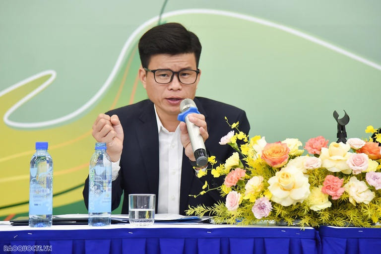 Hoang Thai Ha, président du syndicat du Département des services au corps diplomatique, chef adjoint du Comité d’organisation du Festival, a informé la presse dans la matinée du 21 novembre 2024 du programme du Festival international de la gastronomie 2024. Photo : Baoquocte. Photo : baoquocte.vn