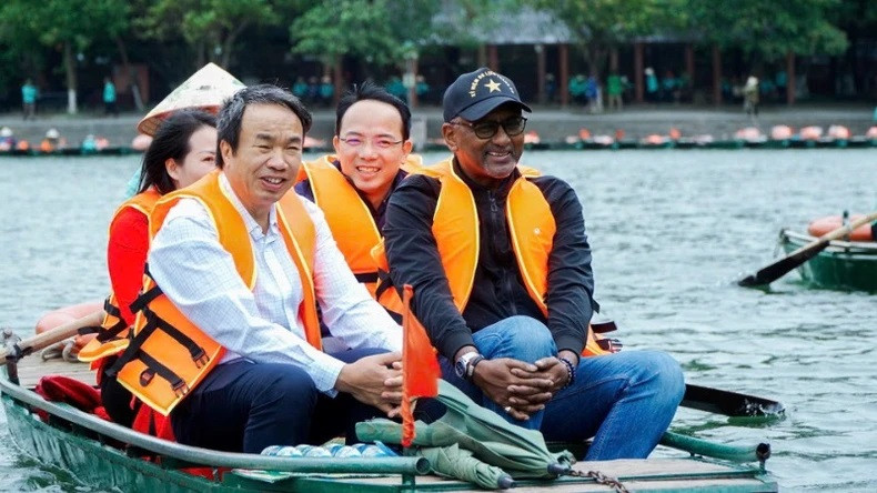 La délégation de l’UNESCO visite la vieille ville de Hoa Lu (Ninh Binh) ảnh 9 La délégation de l’UNESCO visite la vieille ville de Hoa Lu (Ninh Binh) ảnh 9