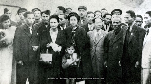 Des images d'archives utilisées dans le documentaire, ici, l'accueil du président Hô Chi Minh à Paris, en juin 1946. Photo diffusée par la VNA