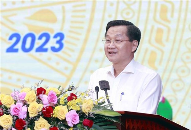 Le Vice-Premier ministre Lê Minh Khai s'exprime lors de la conférence. Photo : VNA. Le Vice-Premier ministre Lê Minh Khai s'exprime lors de la conférence. Photo : VNA.