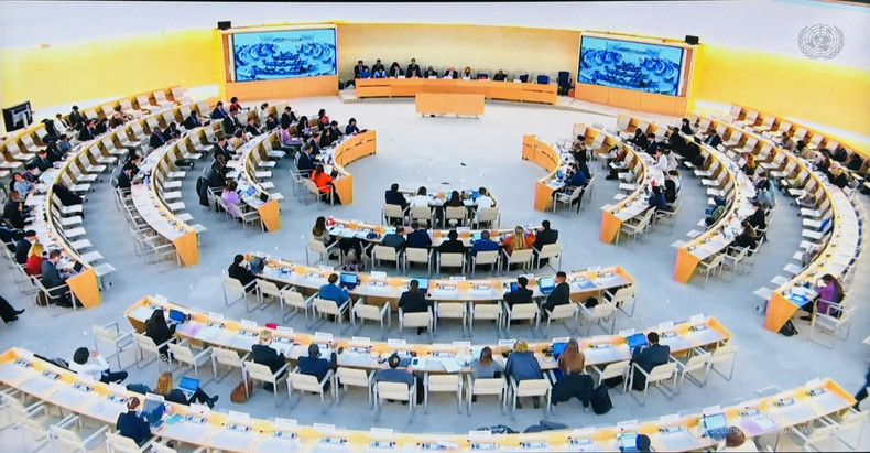 lL La session de Dialogue sur le rapport national dans le cadre du cycle IV du mécanisme d’EPU le 7 mai. Photo : VOV.