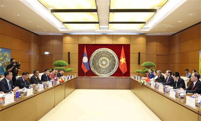 Lors de la réunion. Photo : VNA Lors de la réunion. Photo : VNA